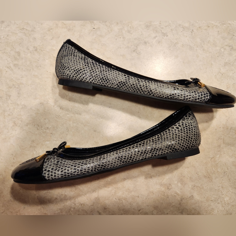Tory Burch Flats - Picture 5 of 8